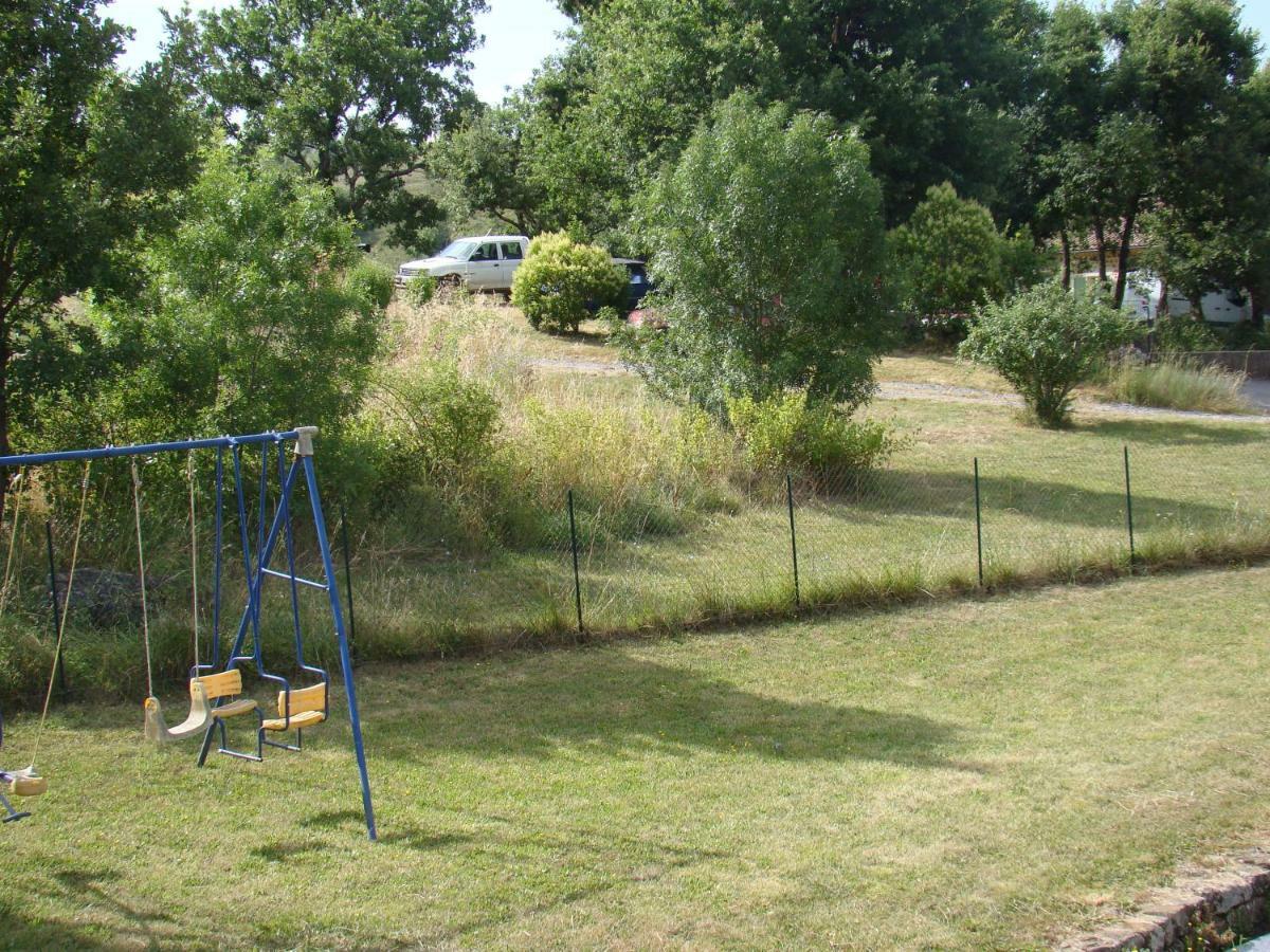 Appartement / Gite Les Papillons Lablachère Dış mekan fotoğraf